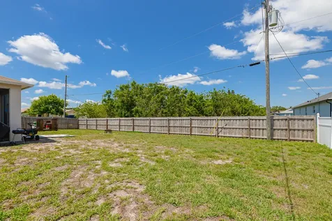 4582 Sw Floral Street Port Saint Lucie FL 34953