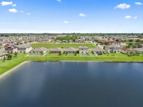 4235 Troon Place Fort Pierce FL 34947