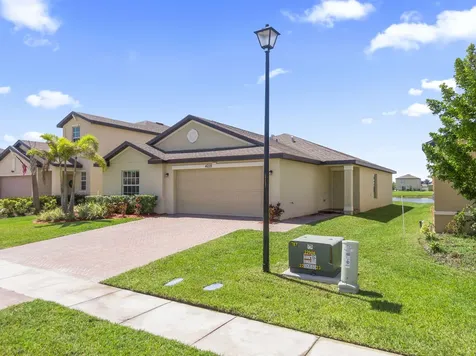 4235 Troon Place Fort Pierce FL 34947