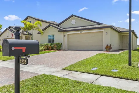 4235 Troon Place Fort Pierce FL 34947