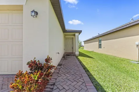 4235 Troon Place Fort Pierce FL 34947