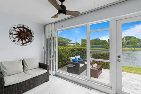 8753 Bella Vista Drive Boca Raton FL 33433