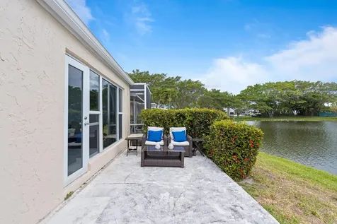 8753 Bella Vista Drive Boca Raton FL 33433