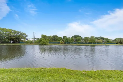 8753 Bella Vista Drive Boca Raton FL 33433
