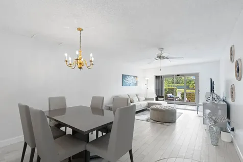 8753 Bella Vista Drive Boca Raton FL 33433
