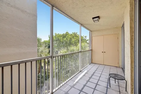 3301 Nw 47th Terrace Lauderdale Lakes FL 33319