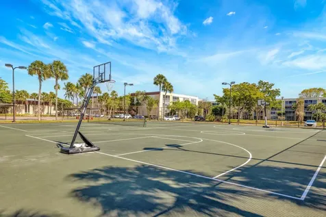 3301 Nw 47th Terrace Lauderdale Lakes FL 33319