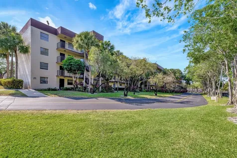 3301 Nw 47th Terrace Lauderdale Lakes FL 33319