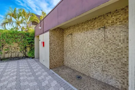 3301 Nw 47th Terrace Lauderdale Lakes FL 33319