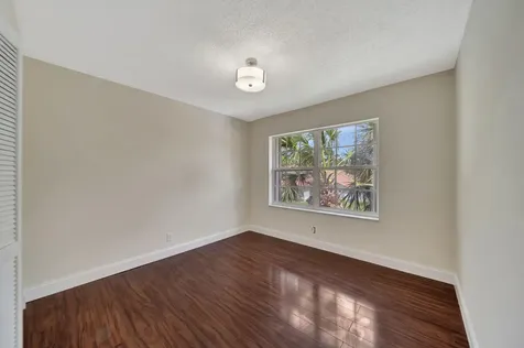 10572 Lake Jasmine Drive Boca Raton FL 33498