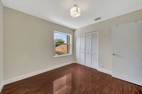 10572 Lake Jasmine Drive Boca Raton FL 33498