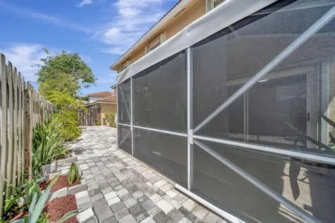 10572 Lake Jasmine Drive Boca Raton FL 33498