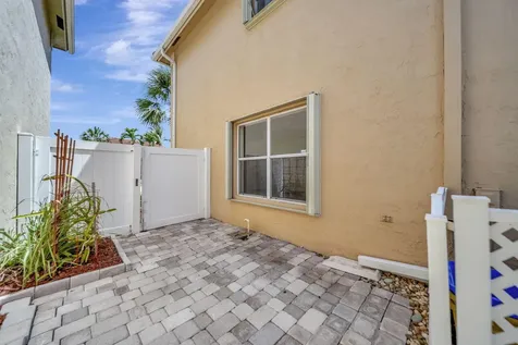 10572 Lake Jasmine Drive Boca Raton FL 33498