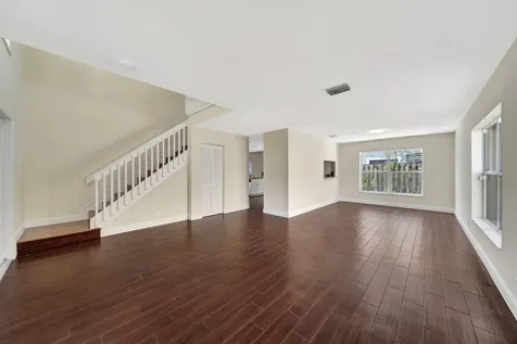 10572 Lake Jasmine Drive Boca Raton FL 33498