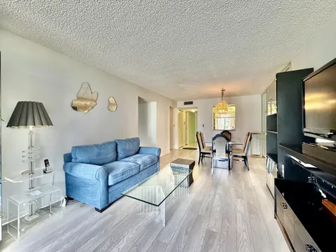 7145 Huntington Lane Delray Beach FL 33446