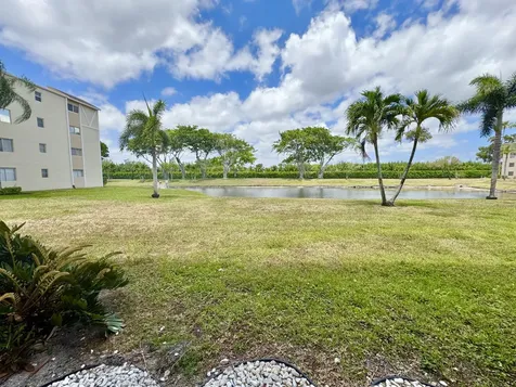 7145 Huntington Lane Delray Beach FL 33446