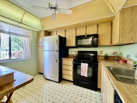 7145 Huntington Lane Delray Beach FL 33446