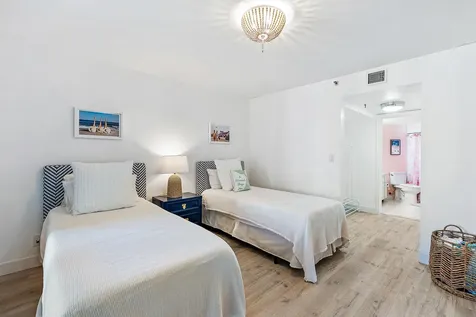 19800 Sandpointe Bay Drive Tequesta FL 33469