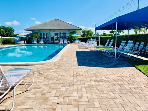 1113 Lake Terrace Boynton Beach FL 33426