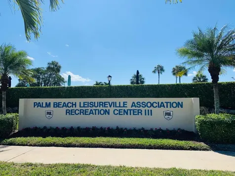 1113 Lake Terrace Boynton Beach FL 33426