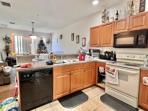 2010 Freeport Lane Riviera Beach FL 33404