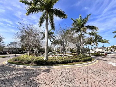 2010 Freeport Lane Riviera Beach FL 33404