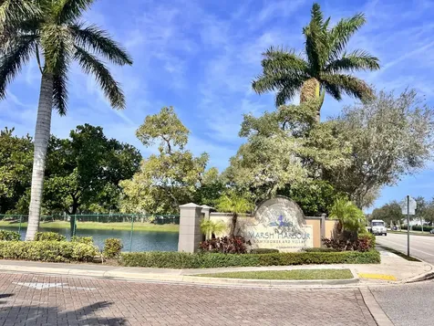 2010 Freeport Lane Riviera Beach FL 33404
