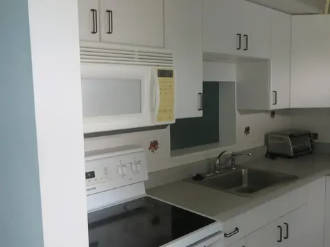2214 NE 1st Way Boynton Beach FL 33435