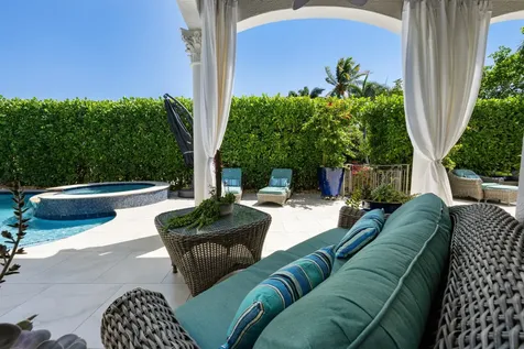 712 Ne 71st Street Boca Raton FL 33487