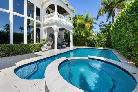 712 Ne 71st Street Boca Raton FL 33487