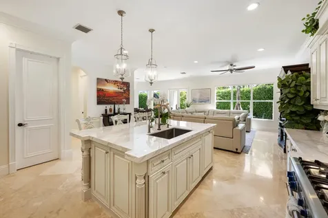 712 Ne 71st Street Boca Raton FL 33487