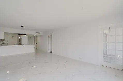 3050 N Palm Aire Drive Pompano Beach FL 33069