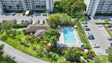 3050 N Palm Aire Drive Pompano Beach FL 33069