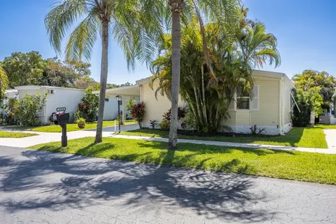 6519 Nw 32nd Avenue Coconut Creek FL 33073