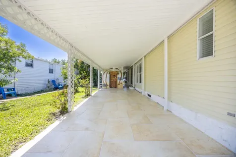 6519 Nw 32nd Avenue Coconut Creek FL 33073