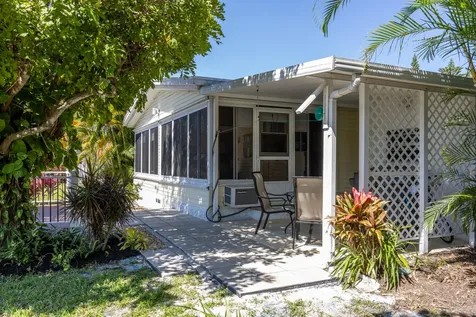 6519 Nw 32nd Avenue Coconut Creek FL 33073