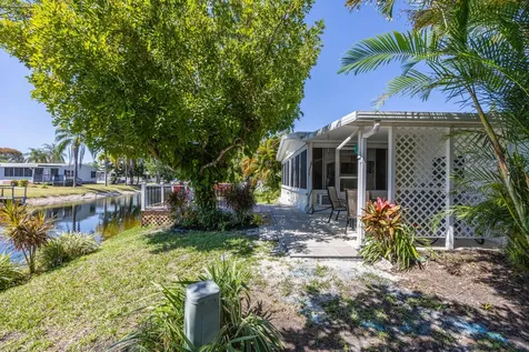 6519 Nw 32nd Avenue Coconut Creek FL 33073