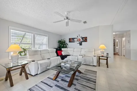 6519 Nw 32nd Avenue Coconut Creek FL 33073