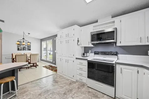 6519 Nw 32nd Avenue Coconut Creek FL 33073