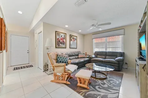 6040 Waldwick Circle Delray Beach FL 33484