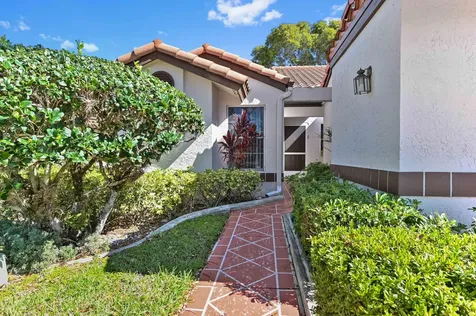 6040 Waldwick Circle Delray Beach FL 33484