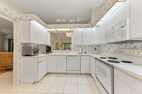 6040 Waldwick Circle Delray Beach FL 33484