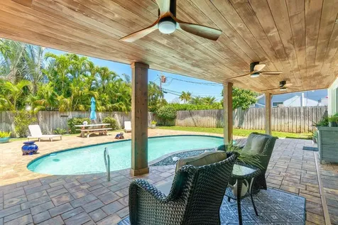 1051 Nw 3rd Street Boca Raton FL 33486