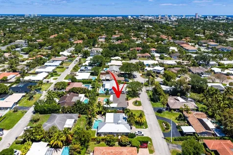 1051 Nw 3rd Street Boca Raton FL 33486