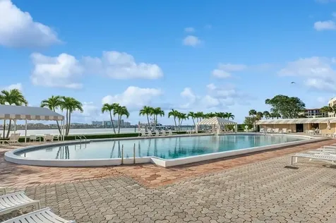 150 Bradley Place Palm Beach FL 33480