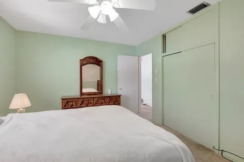 381 Sw 2nd Street Boca Raton FL 33432