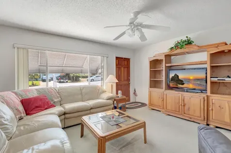 381 Sw 2nd Street Boca Raton FL 33432