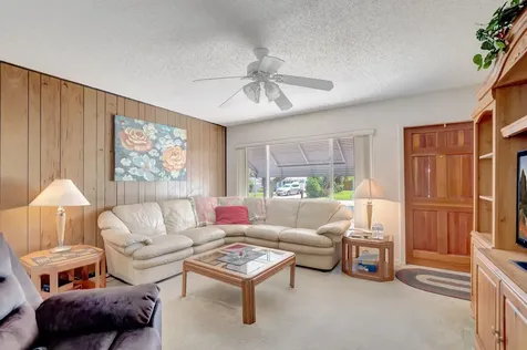 381 Sw 2nd Street Boca Raton FL 33432