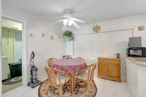 381 Sw 2nd Street Boca Raton FL 33432