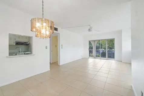 250 NE 20th Street Boca Raton FL 33431